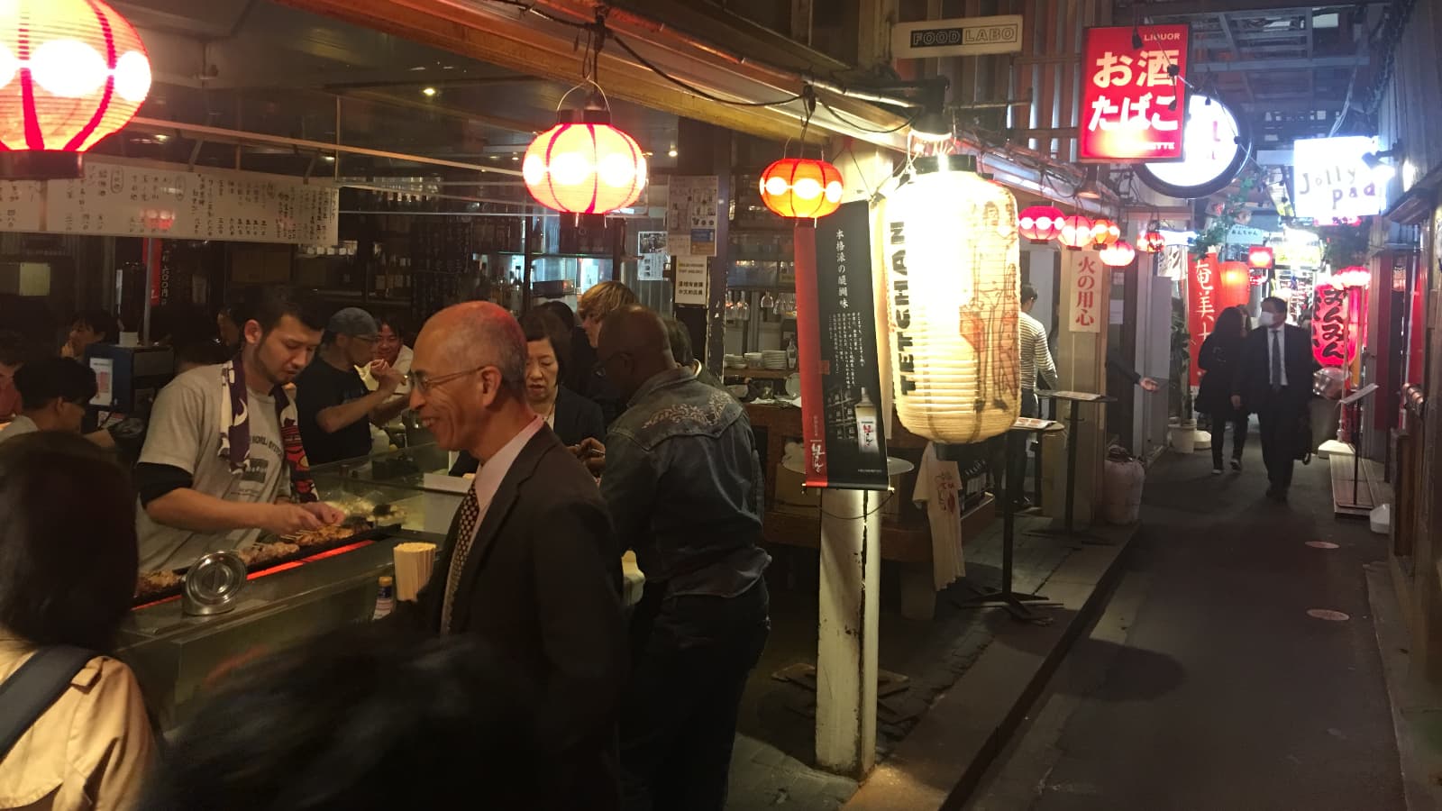 Harmonica Yokocho, a tiny Kichijoji street full of delicious food at izakaya and yakitori restaurants